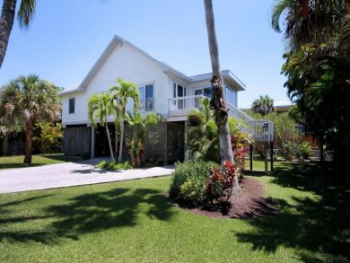 Sanibel 4 Bedroom Vacation Homes - One House from the Gulf